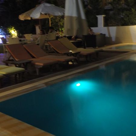 Lapis Port Surf Hotel Alaçatı Exterior foto