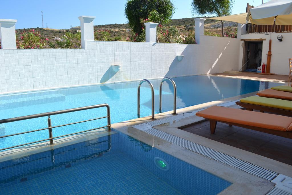Lapis Port Surf Hotel Alaçatı Exterior foto